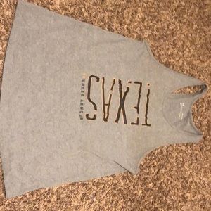 Under armor tank top in perfect condition